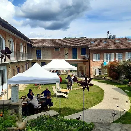 Cascina Il Convivio 컨트리하우스