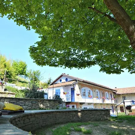 Lantställe Cascina Il Convivio *