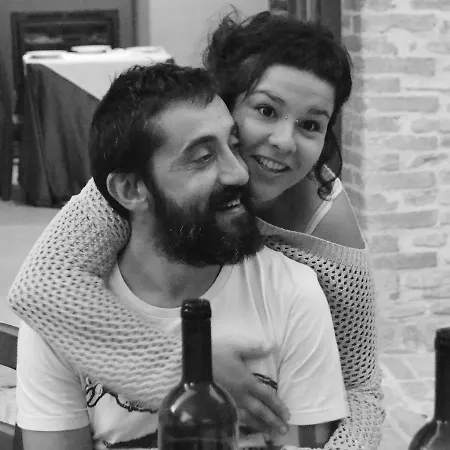 컨트리하우스 Cascina Il Convivio 디아노 달바